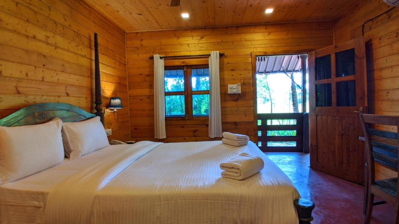 Hôtel Shunyachi Lotusfeet à Morjim Extérieur photo